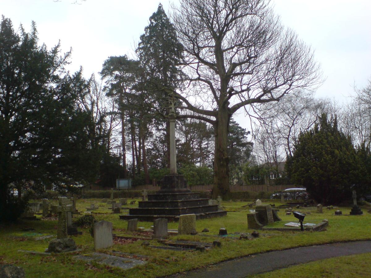 Churches - St Luke's Churchyard