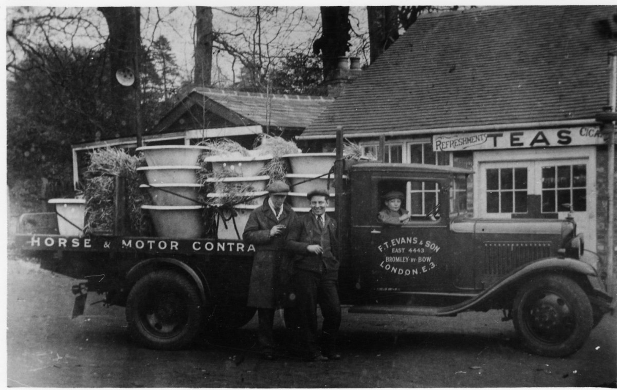 Radford Bridge transport café, post WW1